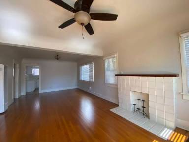 Main picture of 3527 Arizona St