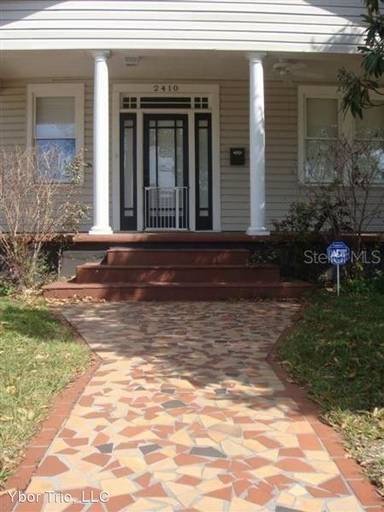 Main picture of 2410 E 8th Ave