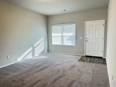 Main picture of 411 SE 5th Ter