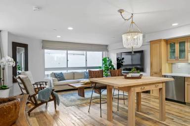 Main picture of 1544 7th St