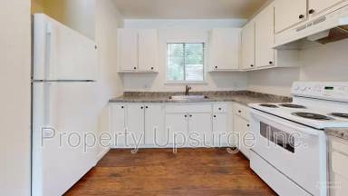 Main picture of 5968 Park Ave