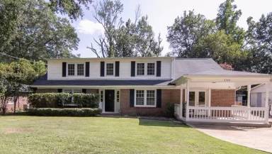 Main picture of 3302 Junaluska Dr