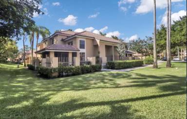 Main picture of 579 Prestwick Cir