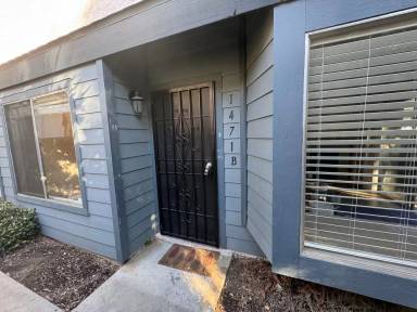 Main picture of 1471 Gustavo St