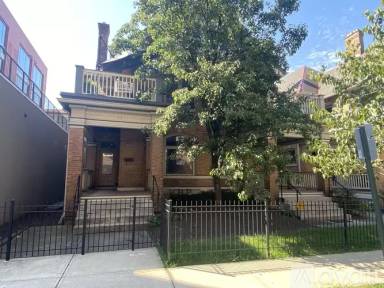 Main picture of 11 W 3rd Ave