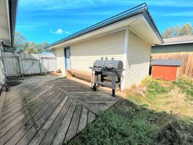 Main picture of 1635 Dolina Cir