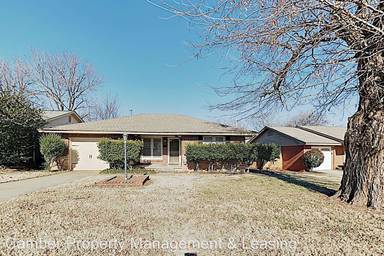 Main picture of 2737 NW 66th St