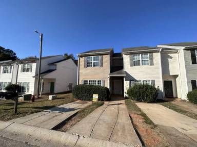 Main picture of 1717 Carrington Dr