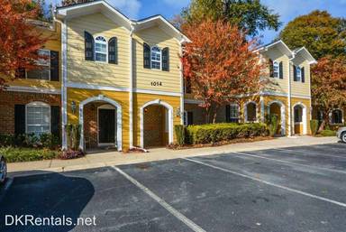Main picture of 1014 Summer Pl