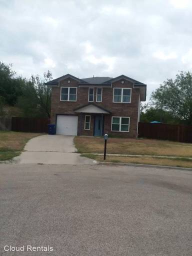 Main picture of 1204 Elke Cir