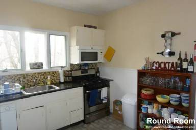 Main picture of 431 Faneuil St
