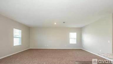 Main picture of 410 9th St NE