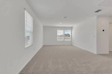 Main picture of 170 Millbrook Dr