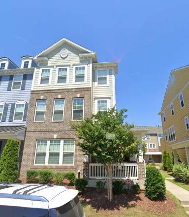 Main picture of 537 Grand Central Sta