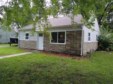 Main picture of 2132 S 37th St