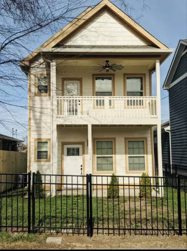 Main picture of 1602 Knowles St