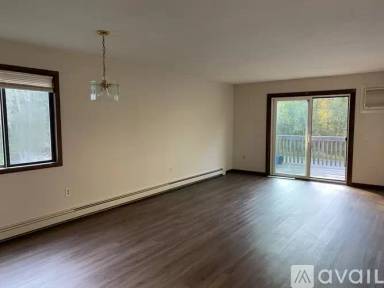Main picture of 25 Spruce Ct