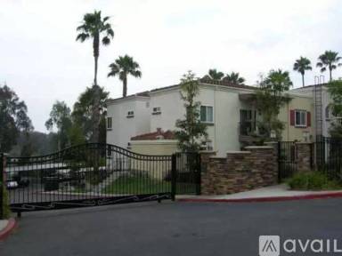 Main picture of 3645 Ash St