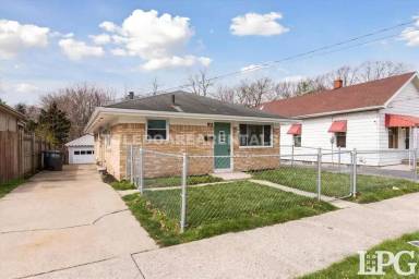 Main picture of 812 National Ave