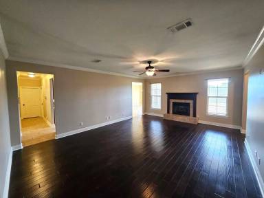 Main picture of 149 J Bar Run