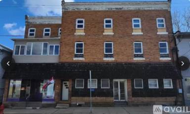 Main picture of 120 E 1st Ave
