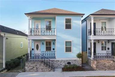 Main picture of 2230 Bienville St