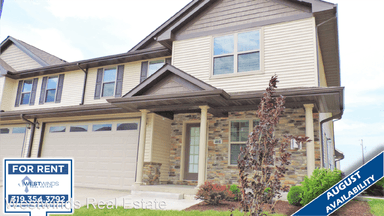 Main picture of 401 Churchill Dr