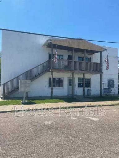 Main picture of 408 1st St