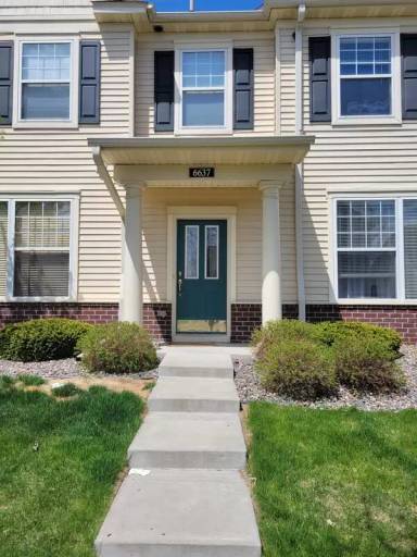 Main picture of 6637 Lamplight Dr