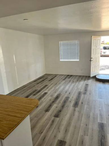 Main picture of 563 E 10 21300869-004 Ave