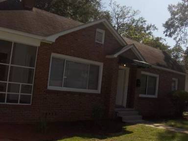 Main picture of 2416 Amos St