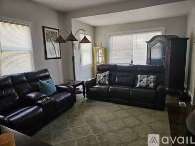 Main picture of 2115 W Pikes Peak Ave
