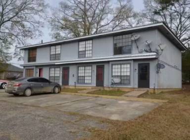 Main picture of 12800 Pine Ridge St