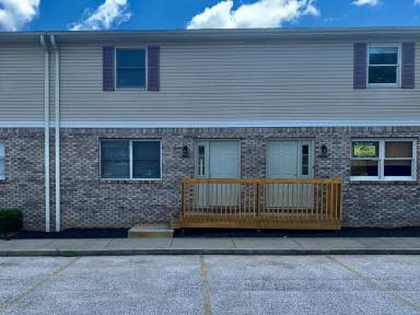 Main picture of 404 W Northlane Dr