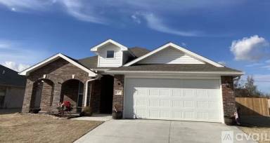 Main picture of 337 Sidney Ln