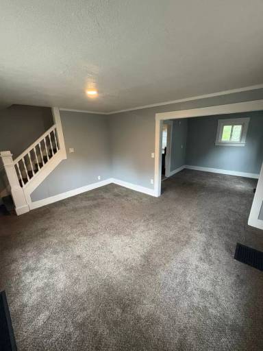 Main picture of 11 Courtland Dr