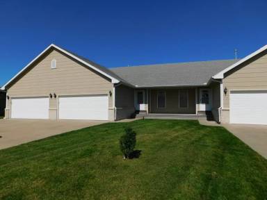 Main picture of 410 W Odell Ct