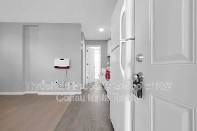 Main picture of 180 N Sylvan Ave