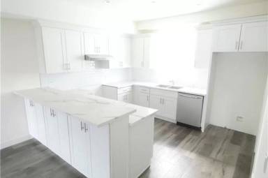 Main picture of 7327 Kester Ave