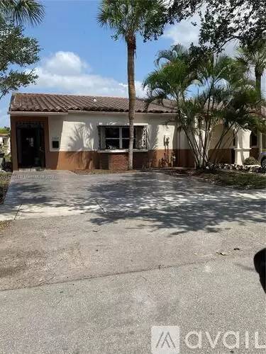 Main picture of 7262 Jacaranda Ln