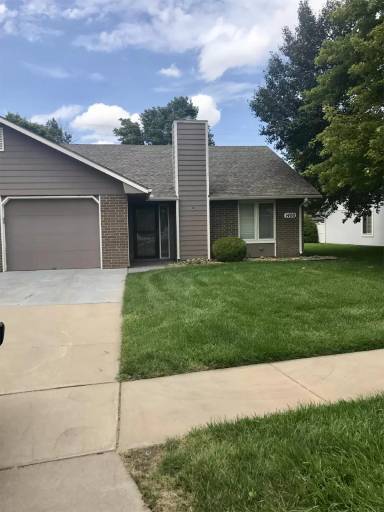 Main picture of 1400 Stonebridge Dr