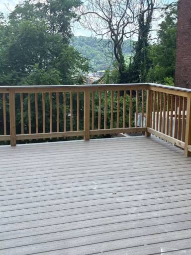 Main picture of 1539 Lowrie St