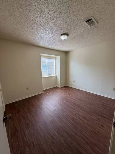 Main picture of 8727 Granite Dr