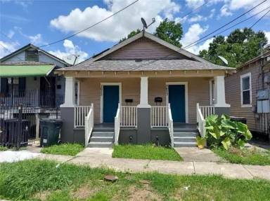 Main picture of 3623 Delachaise St