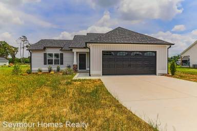 Main picture of 104 Avalor Dr