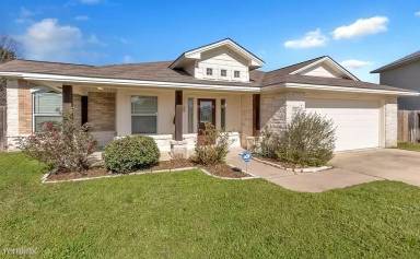 Main picture of 2920 Horseback Ct