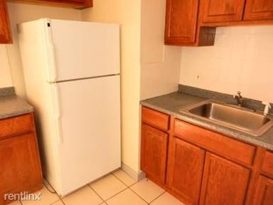 Main picture of 17 Winter St