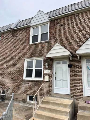 Main picture of 229 Spruce St