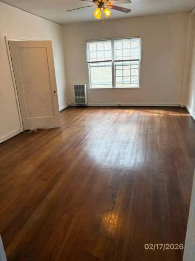Main picture of 1523 N McCadden Pl
