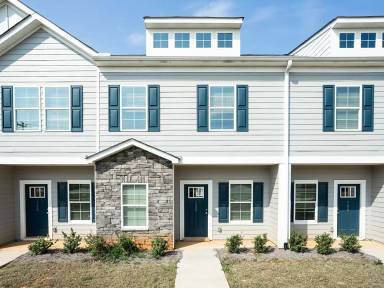 Main picture of 804 S Mechanic St